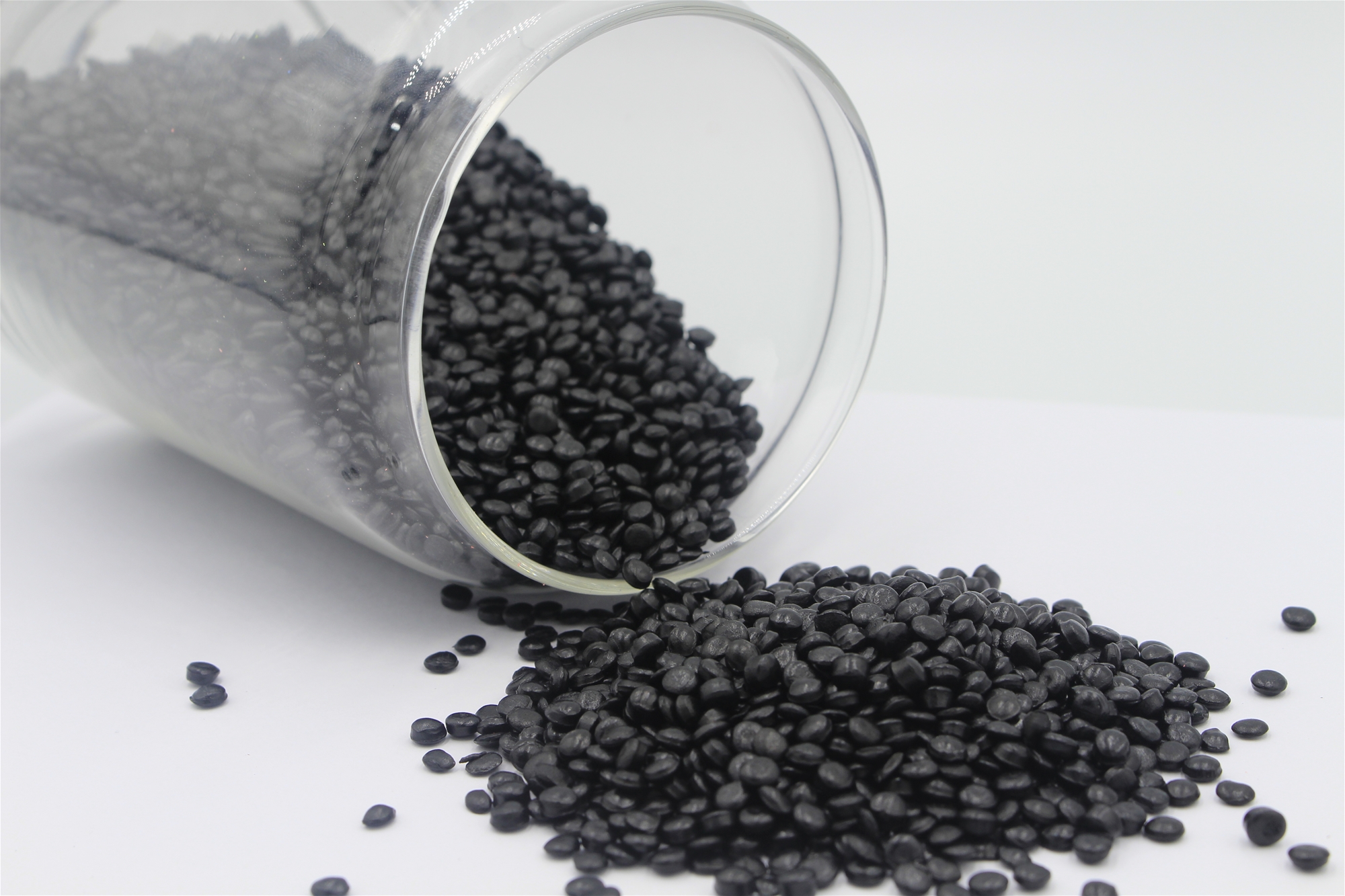 Black masterbatch granule